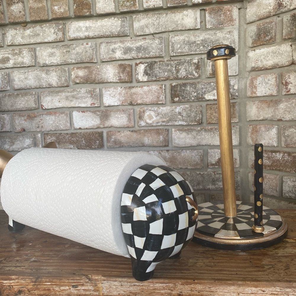 Pig Paper Towel Holder hand painted - Picture 5 of 6